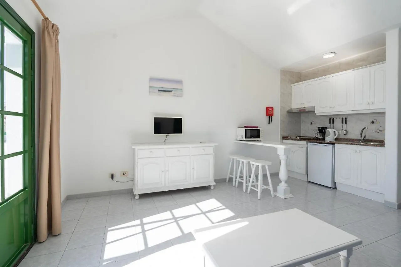 Apartamentos Aloe Puerto del Carmen  Apartment Puerto del Carmen (Lanzarote)